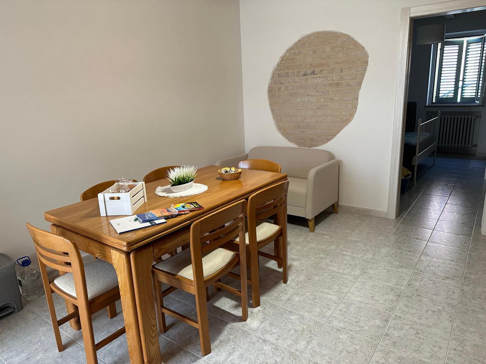 Affittacamere Il Cortile Chiaravalle Εξωτερικό φωτογραφία